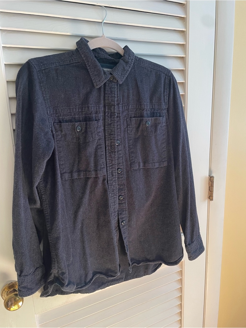 Women’s REI Long-Sleeve Flannel in Dark Charcoal